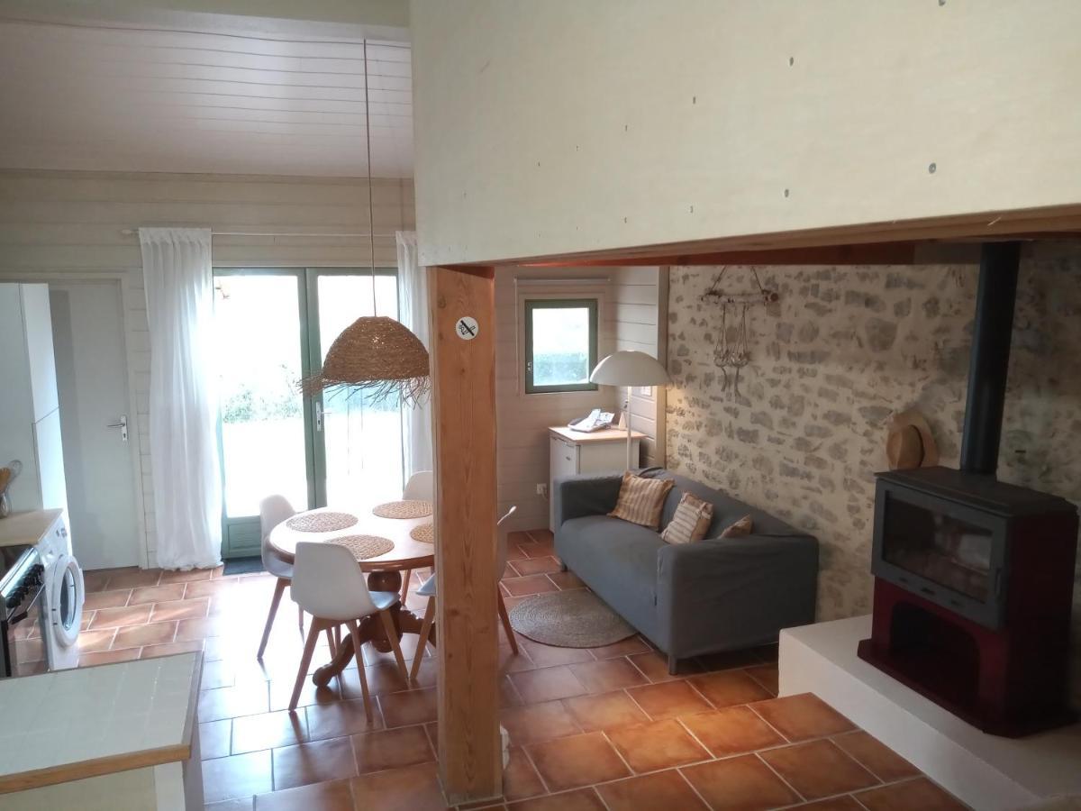 Au Repos Villa Treziers Exteriör bild
